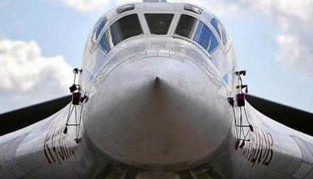 В Минобороны рассказали о дежурстве двух Ту-160 вблизи границ стран НАТО