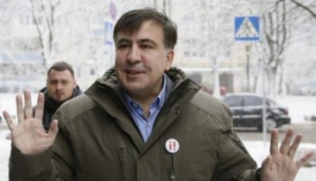 Саакашвили рассказал, по какому паспорту Порошенко слетал на Мальдивы
