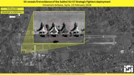 Коммерческие спутники смогли сфотографировать три самолета Т-50 на авиабазе Хмеймим
