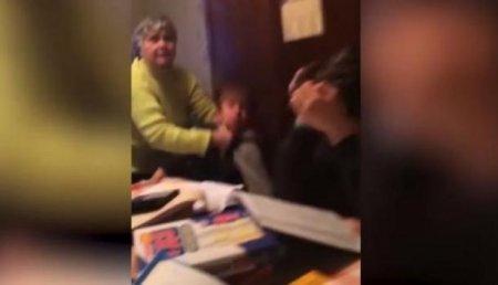 Шокирующее видео издевательств учительницы «над детьми в Оренбурге» на самом деле сняли в Одессе