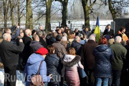 В Польше вызвали полицию из-за «Слава Украине», произнесенного украинским чиновником (ФОТО, ВИДЕО)