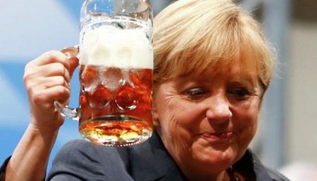 Меркель поздравила Путина с победой на выборах президента