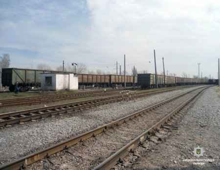 Типичная Украина: Под Полтавой в вагоне поезда нашли боевые гранаты