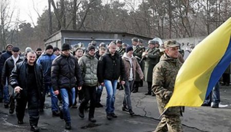 В Одессе военкомы ловят призывников прямо на улицах