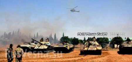 Ликвидация котла: Тысячи боевиков сдают танки и БМП российским военным и уезжают на границу с Турцией (ФОТО, ВИДЕО)