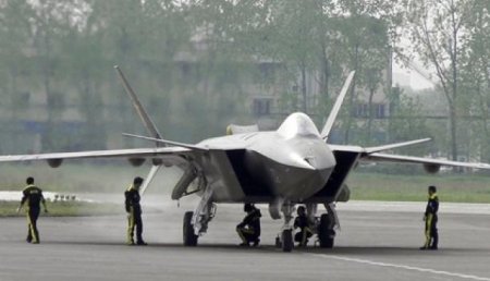 Китай испытал в бою конкурента Су-57