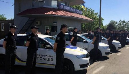 Самая бессмысленная работа в мире: на Украине появилась патрульная полиция Крыма