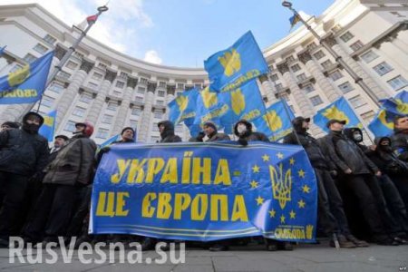 Порошенко: Украина станет «членом большой европейской семьи» (ВИДЕО)