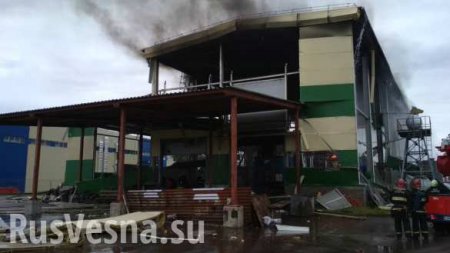 Взрыв и пожар произошли на заводе в Белоруссии (ФОТО)