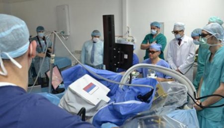 В России впервые провели нейрохирургическую операцию при участии робота