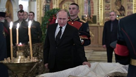 «В моём сердце он останется навсегда», — Путин простился с Говорухиным (ФОТО, ВИДЕО)
