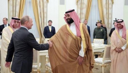 Нужна дорогая нефть: Россия и Саудовская Аравия выступят за бессрочное продление соглашения ОПЕК+