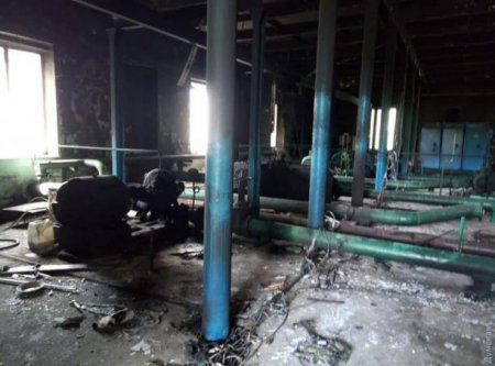 В Одесской области неизвестные с автоматами подожгли водонасосную станцию