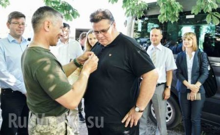 Глава МИД Литвы приехал на линию соприкосновения на Донбассе (ФОТО)