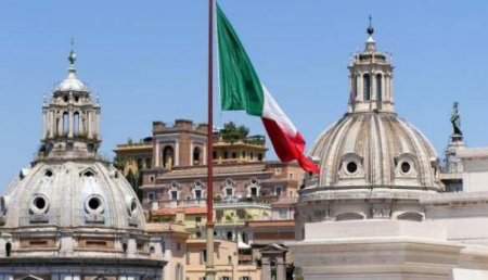 Премьер Италии призвал отказаться от автоматического продления санкций