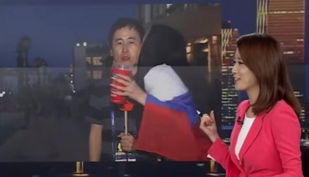 В Санкт-Петербурге корейский корреспондент не выдержал поцелуев россиянок