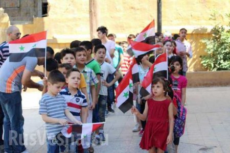 Сирия: российских военных неожиданно встретили хороводами и футбольным праздником (ФОТО, ВИДЕО)