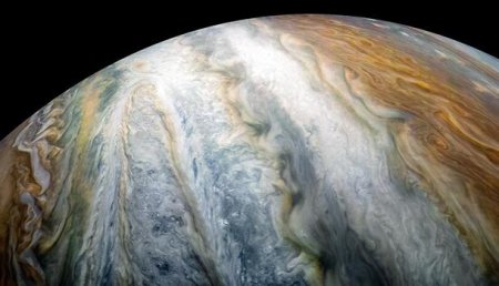 Теперь их 79: астрономы обнаружили 10 новых спутников Юпитера