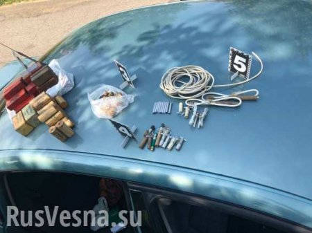 Взрывной гешефт: двое военных в Закарпатье килограммами продавали пластид и тротил (ФОТО)