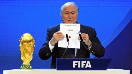 Экс-глава ФИФА Блаттер заявил о махинациях при выборе страны-хозяйки ЧМ по футболу (ФОТО)