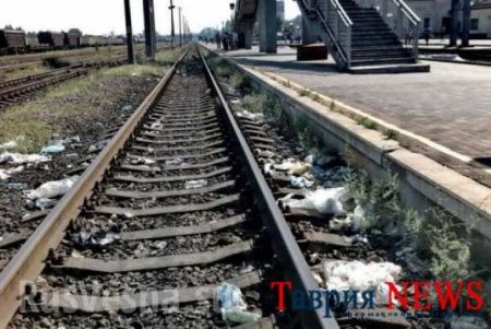 Чтоб москали испугались: ободранные украинские поезда Херсон-Москва шокировали СМИ (ФОТО)
