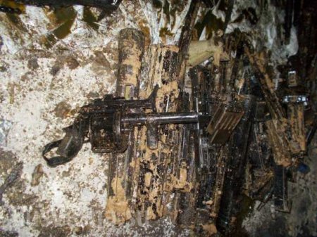 Спецназ ВС РФ обнаружил «артефакты» боевиков в крепости исламистов (ФОТО)