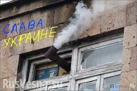 Власти Киева заявили об аварийном состоянии 80% теплосетей (ФОТО)