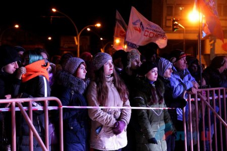 «С Россией в сердце»: в ЛНР прошло праздничное мероприятие ко дню выборов (ФОТО, ВИДЕО)