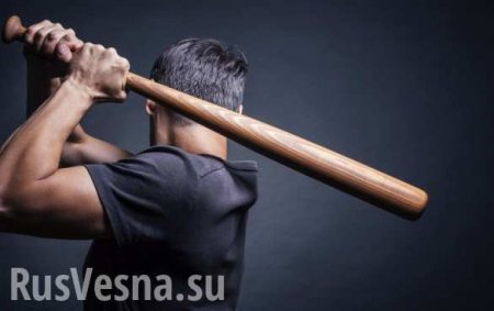 Боевик «Донбасса» обещает проломить голову чемпиону мира по боксу в «боях» за Лавру