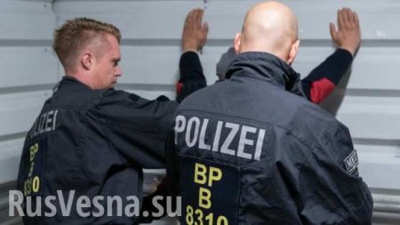 В Германии задержали группу полицейских-неонацистов