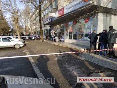 Дикая Украина: Супружескую пару расстреляли возле суда в Николаеве (ФОТО, ВИДЕО 18+)