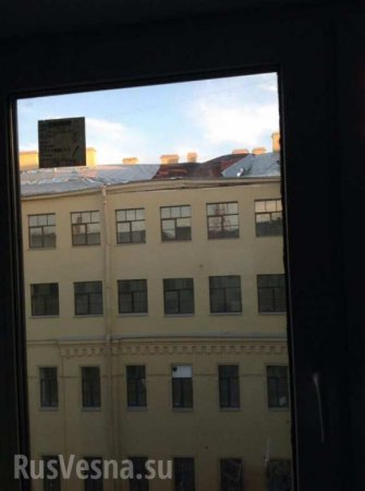 СРОЧНО: В петербургском университете обрушились перекрытия на 4 этажах (+ФОТО, ВИДЕО)