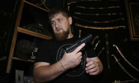 «Пехотинец Путина»: Почему Кадыров вновь грозит Зеленскому и при чём здесь руководство украинской полиции (ВИДЕО)