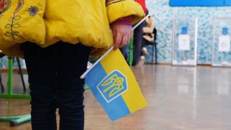 Явка на выборах-2020 оказалась рекордно низкой в истории Украины — что это значит? (ВИДЕО)