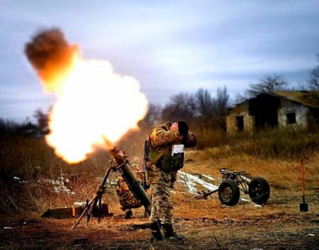 СРОЧНО: Враг нанёс удар, у армии ДНР потери, в ответ уничтожены позиции ВСУ