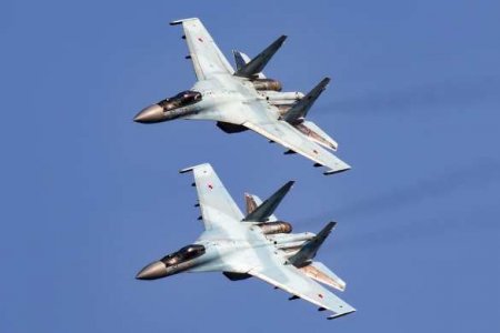 Авиация глобального удара США направилась к России: на перехват вылетели истребители ВКС