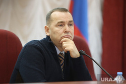 Губернатор Шумков пришел с VIP-силовиками на совещание судей. Фото, видео