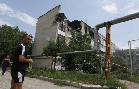 Марьинка в огне: массированные обстрелы жилых районов (фото/видео лента)
