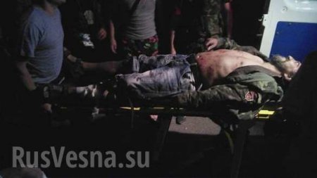 В Киеве все спокойно: ночью на Майдане прогремели мощные взрывы, ранен мужчина, похоже на гранату (добавлены фото)