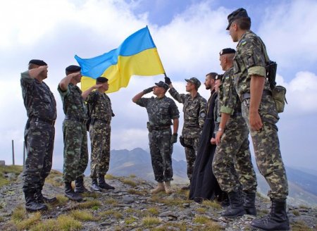 Украинские военные массово оставляют воинские части и уходят в Россию