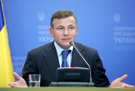 Министр обороны Украины: Страны НАТО начали поставку оружия Киеву