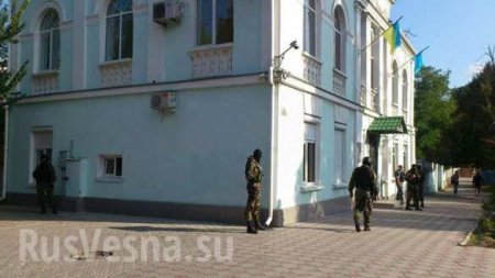 В Симферополе прошел обыск в штаб-квартире «Меджлиса крымско-татарского народа»