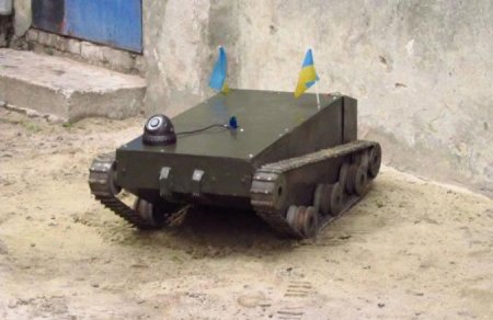 Львовские «учёные» создали чудо военной техники: робот-разведчик