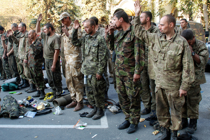 В Луганске состоялся обмен военнопленными между армией ЛНР и оккупационными украинскими войсками
