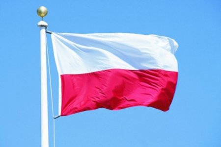 В Польше снова сорвали звезду с памятника солдатам-освободителям Красной Армии