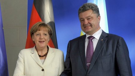 Порошенко и Меркель констатировали отсутствие прогресса по минским договоренностям