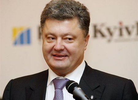 Депутат Верховной рады: Порошенко саботирует выполнение законов о люстрации на Украине