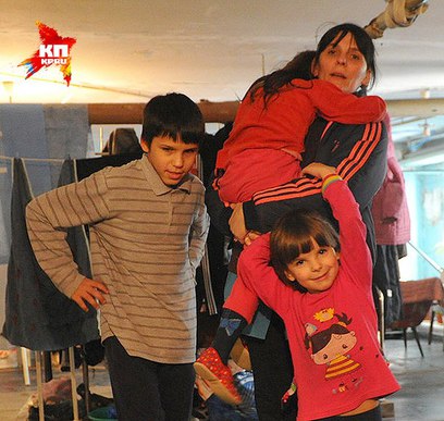 Врач из Донецка с четырьмя детьми живет в подвале больницы