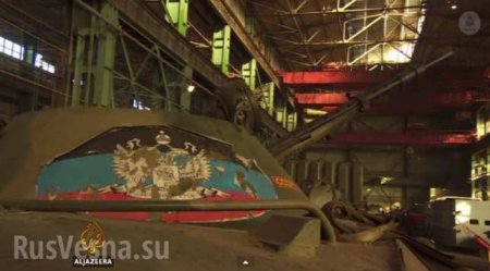 Механики армии ДНР чинят трофейную технику для защиты Новороссии