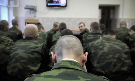 На Украине массовое уклонение от армии и дезертирство, заведено 3000 уголовных дел